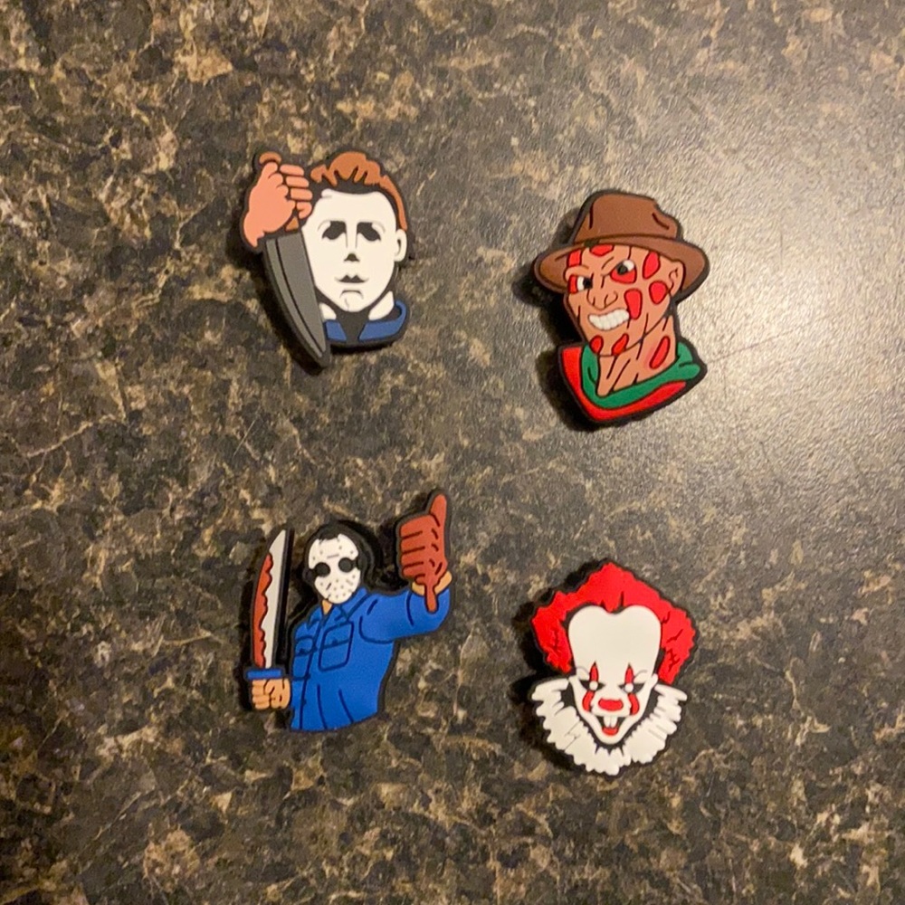 CROCS SHOE CHARMS HORROR 🪓🪓🪓  4 PIECE SET